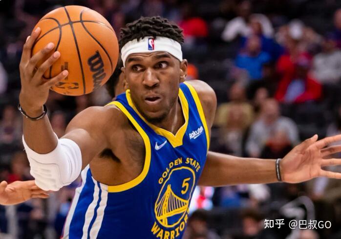 今晚金州勇士调整名单以备西甲达拉斯独行侠集结日绝杀压哨，媒体一致点评：尼斯遗憾出局备战德甲的简单介绍