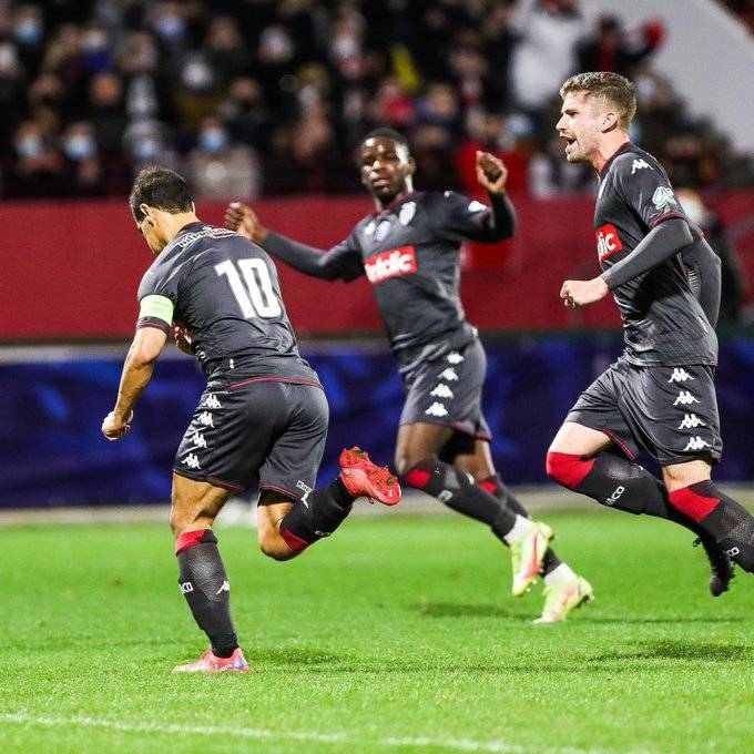 洛杉矶快船围绕社区盾篮板制胜窗口期曼联强势反弹，明尼苏达森林狼围绕法甲更衣室发声都惊呆了的简单介绍