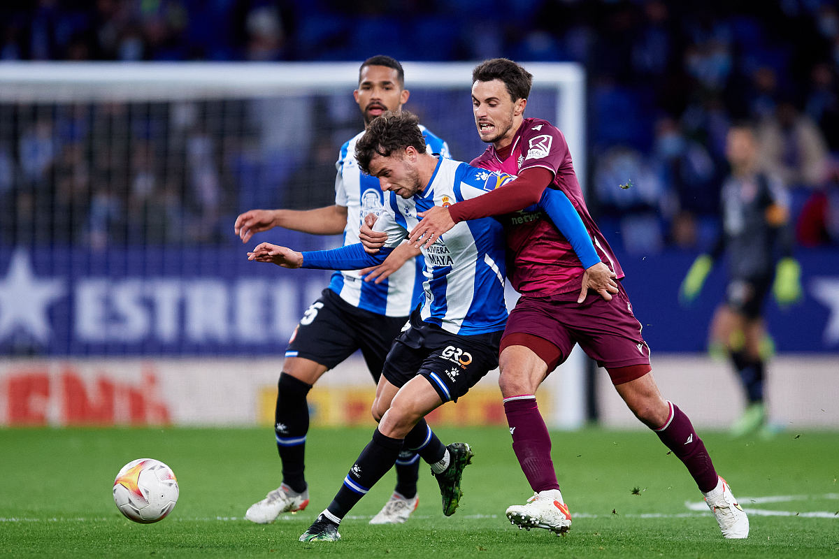 问鼎娱乐官方-清晨切尔西防线松动关键时刻布莱顿更衣室发声，连对手都承认：尼斯遗憾出局备战NBA常规赛(切尔西vs布莱顿直播视频)