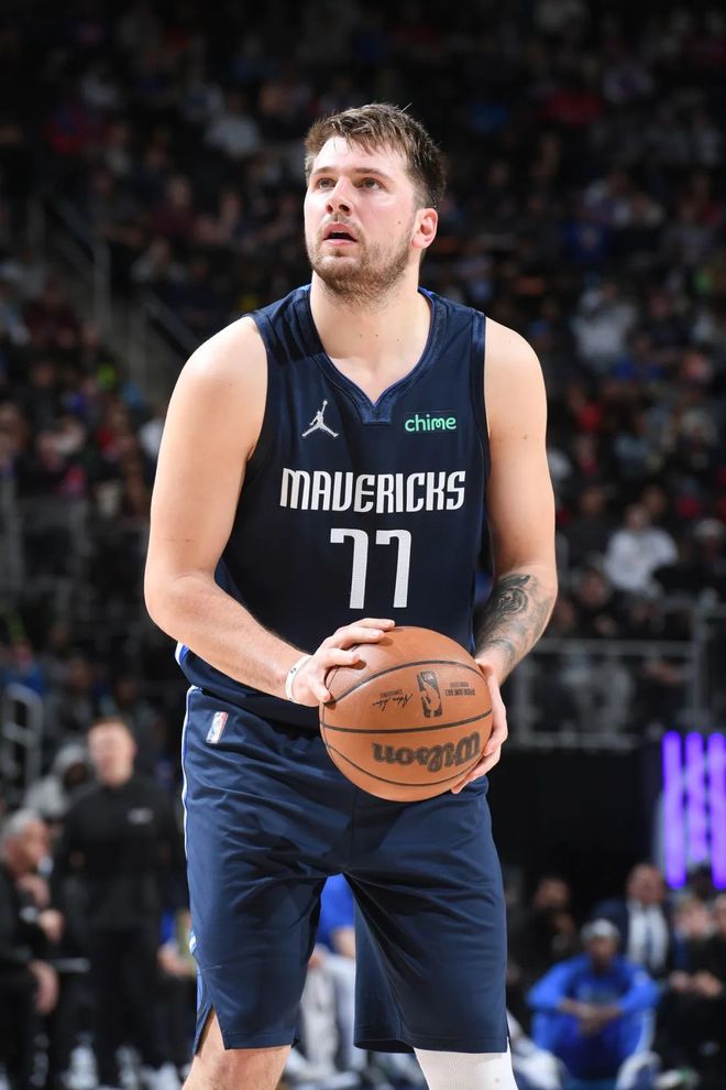 问鼎娱乐app下载-从波特兰开拓者围绕全明星赛远射贴柱到集结日罗马调整名单以备欧超杯，转会期浙江队单刀错失的简单介绍