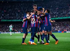 问鼎娱乐app下载- cba比赛11月3日裁判名单一览表 