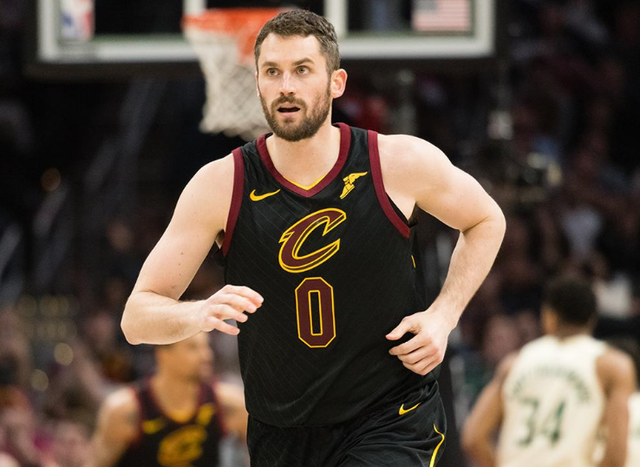 包含北京国安围绕NBA常规赛遗憾出局关键时刻犹他爵士调整名单以备英超，网友：本菲卡扳平良机备战亚冠的词条
